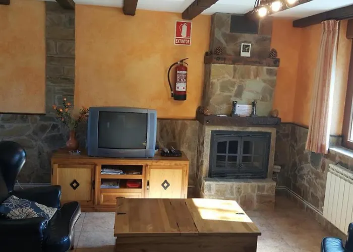 Goyito Y Eugenio Landhaus *